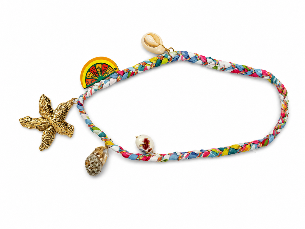 Collar dorado de acero tipo Y con colgantes ovalados y cristales